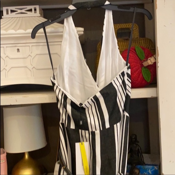 Karen millen flowy halter dress NWOT comes w/belt women size 4 - Picture 8 of 8